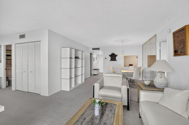 6461 NW 2nd Avenue 515, Boca Raton, FL 33487