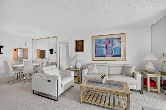6461 NW 2nd Avenue 515, Boca Raton, FL 33487