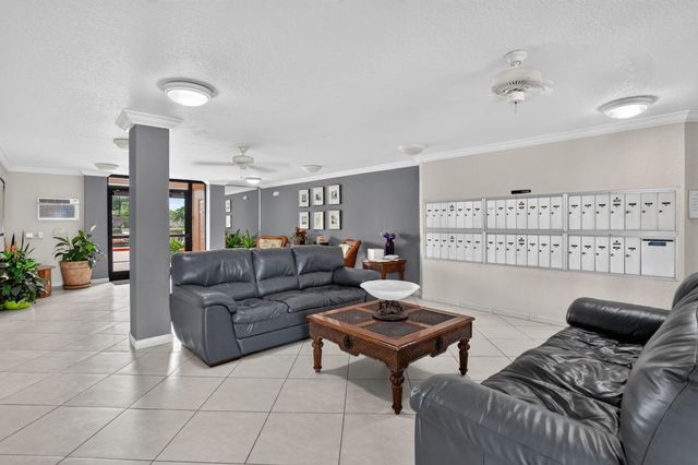 6461 NW 2nd Avenue 515, Boca Raton, FL 33487