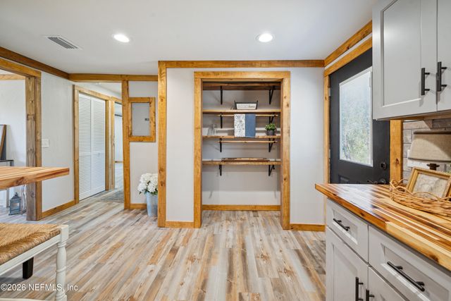 4193 SE 8TH Avenue, Melrose, FL 32666