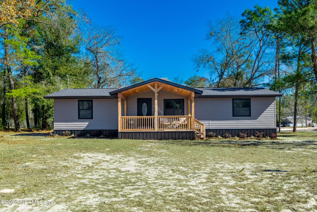 4193 SE 8TH Avenue, Melrose, FL 32666