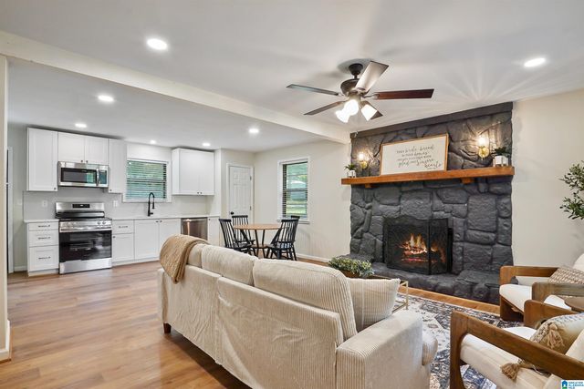 1136 MEADOW DRIVE, Gardendale, AL 35071