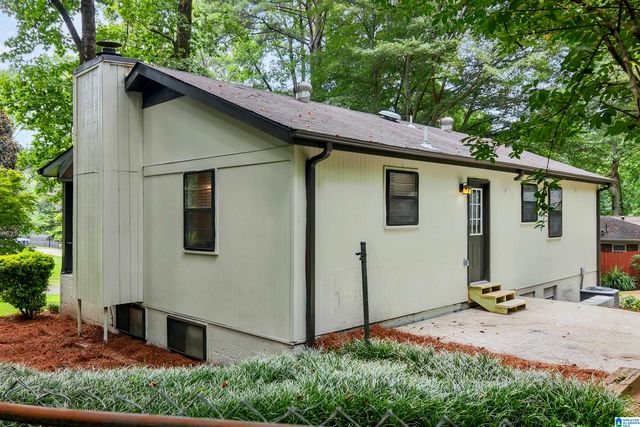 1136 MEADOW DRIVE, Gardendale, AL 35071
