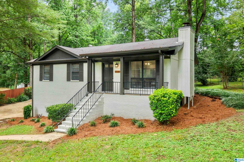 1136 MEADOW DRIVE, Gardendale, AL 35071