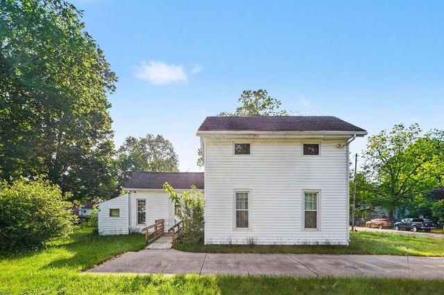 307 E State Street, Vicksburg, MI 49097