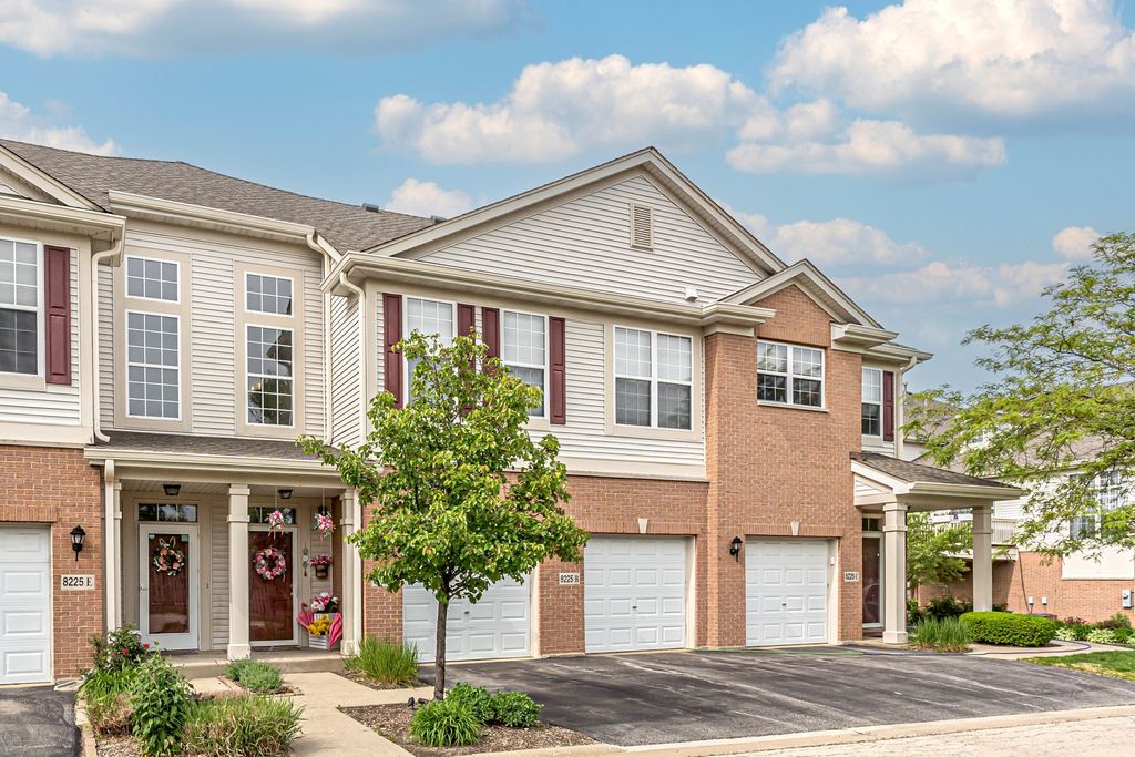 8225 Concord Lane D, Justice, IL 60458