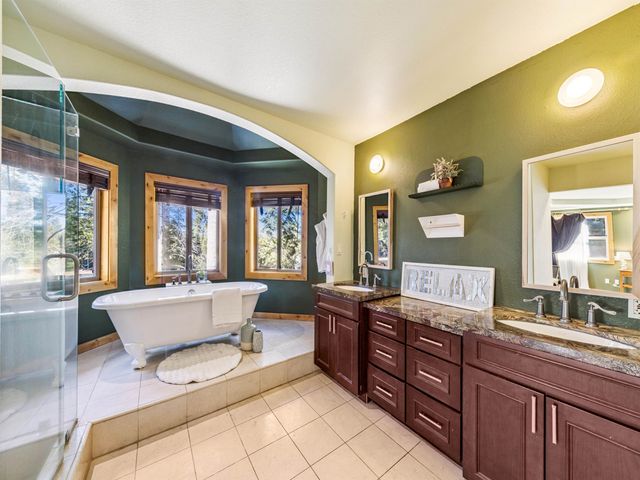12726 Greenwood Drive, Truckee, CA 96161