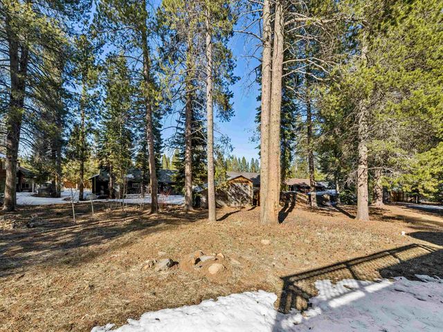 12726 Greenwood Drive, Truckee, CA 96161