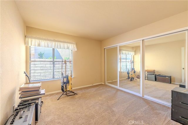 2667 Victoria Park, Riverside, CA 92506