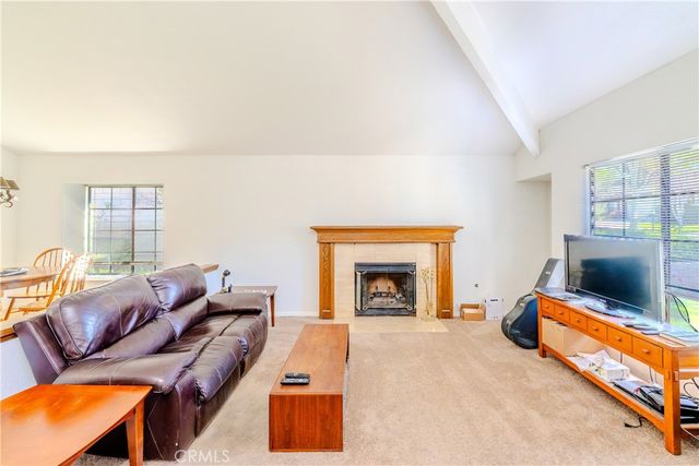 2667 Victoria Park, Riverside, CA 92506