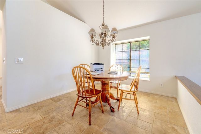 2667 Victoria Park, Riverside, CA 92506