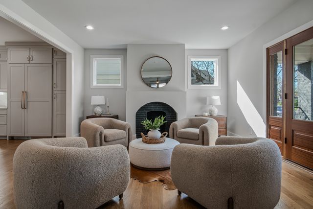 1405 Ashwood Ave, Nashville, TN 37212