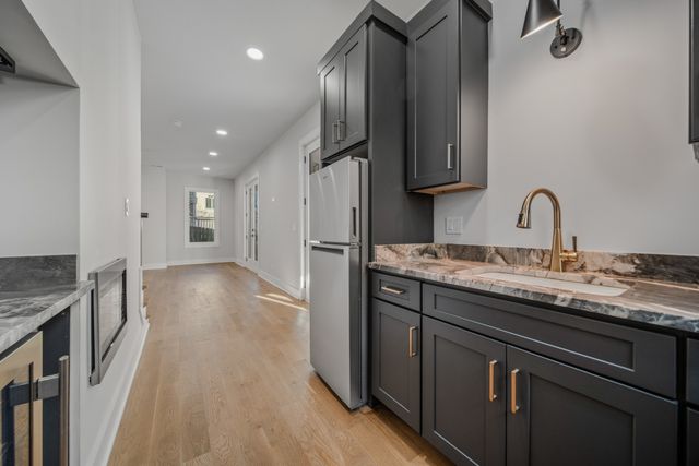 1405 Ashwood Ave, Nashville, TN 37212