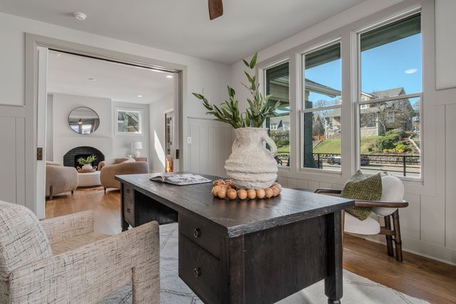 1405 Ashwood Ave, Nashville, TN 37212