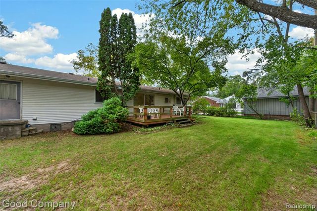 200 W 13 Mile Road, Royal Oak, MI 48073