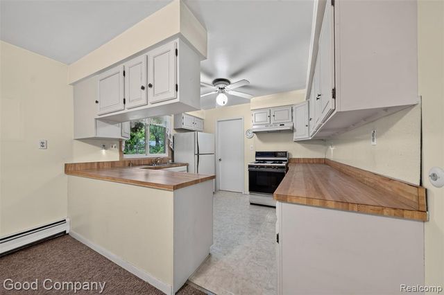 200 W 13 Mile Road, Royal Oak, MI 48073