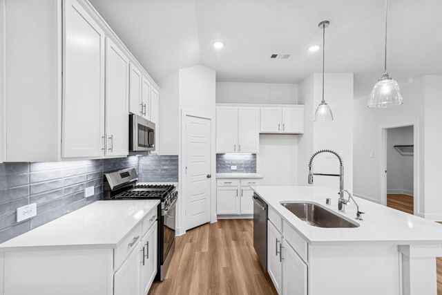 715 Michelia Street, Magnolia, TX 77354