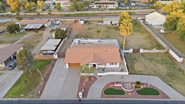 704 E MESQUITE Avenue, Gilbert, AZ 85296