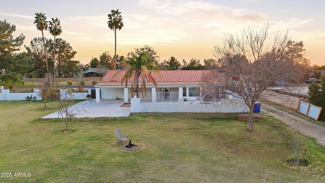 704 E MESQUITE Avenue, Gilbert, AZ 85296