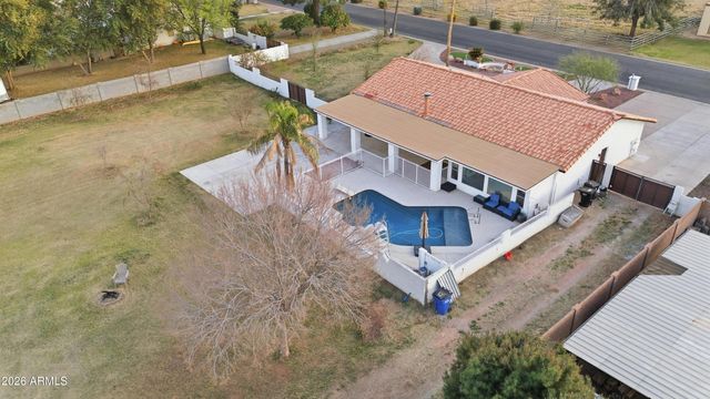 704 E MESQUITE Avenue, Gilbert, AZ 85296