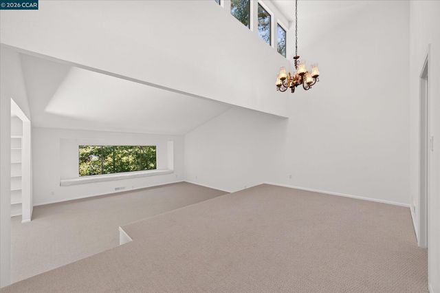 53 Sleepy Hollow Ln, Orinda, CA 94563
