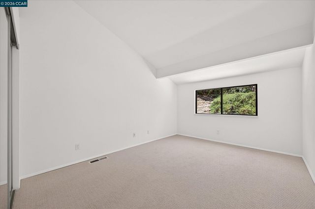53 Sleepy Hollow Ln, Orinda, CA 94563
