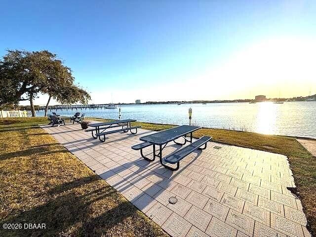 411 N Halifax Avenue, Daytona Beach, FL 32118