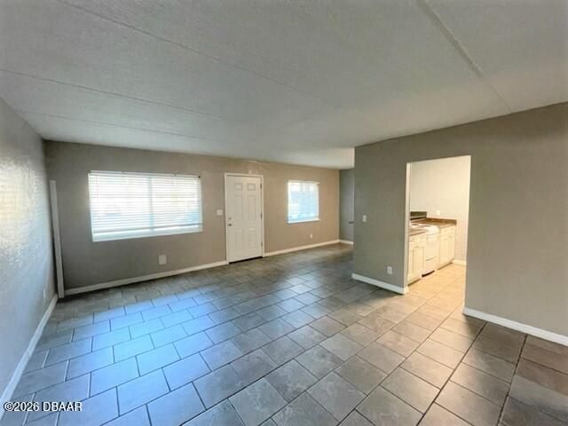 411 N Halifax Avenue, Daytona Beach, FL 32118