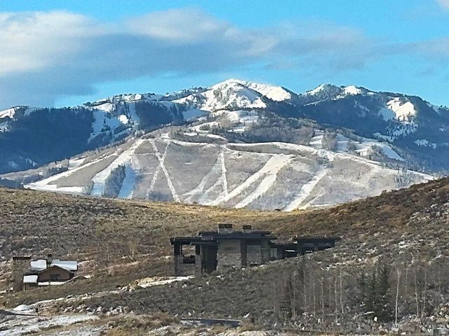 6423 GOLDEN BEAR LOOP, Snyderville, UT 84098