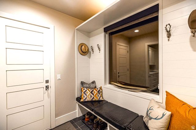 6423 GOLDEN BEAR LOOP, Snyderville, UT 84098