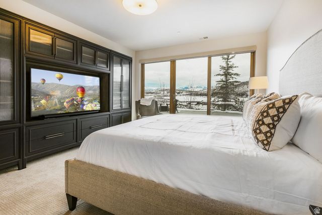 6423 GOLDEN BEAR LOOP, Snyderville, UT 84098