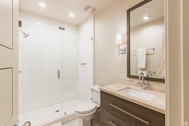 6423 GOLDEN BEAR LOOP, Snyderville, UT 84098