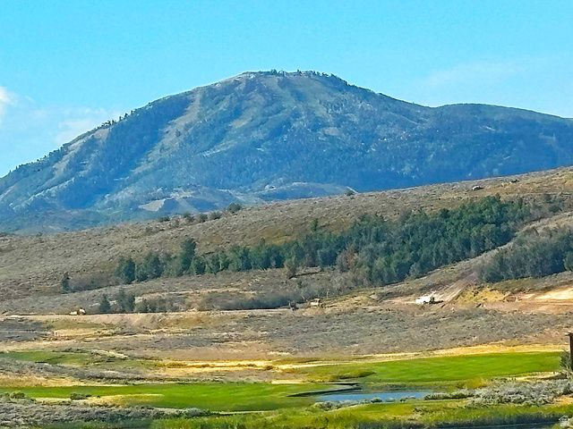 6423 GOLDEN BEAR LOOP, Snyderville, UT 84098