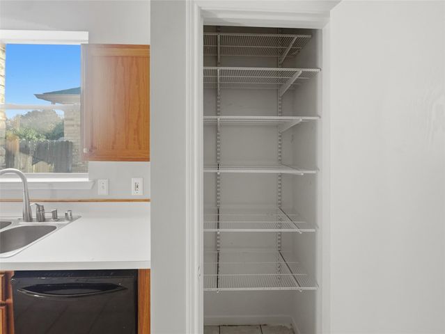 907 Morley Park Lane, Spring, TX 77373