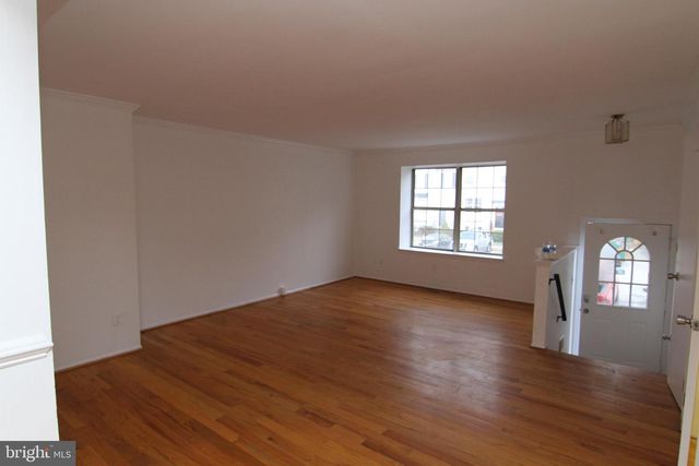 14946 ENTERPRISE LN, Woodbridge, VA 22191