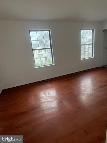 14946 ENTERPRISE LN, Woodbridge, VA 22191