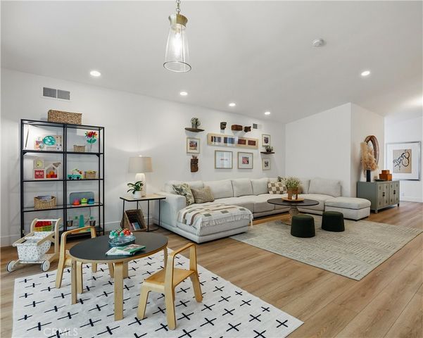 7810 Elden, Whittier, CA 90602