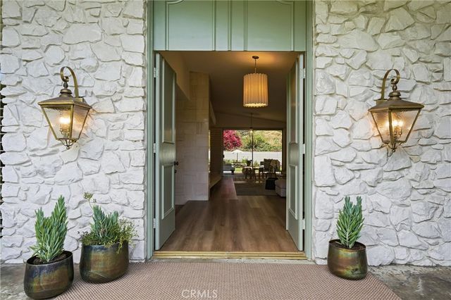 7810 Elden, Whittier, CA 90602