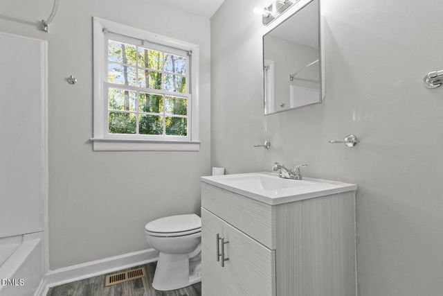 7505 Crown Avenue, Fayetteville, NC 28303