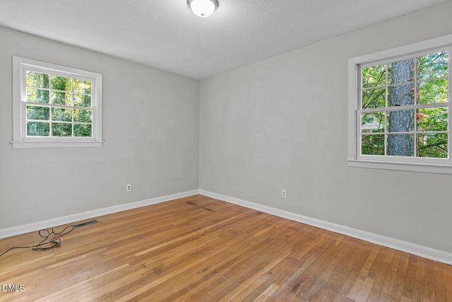 7505 Crown Avenue, Fayetteville, NC 28303