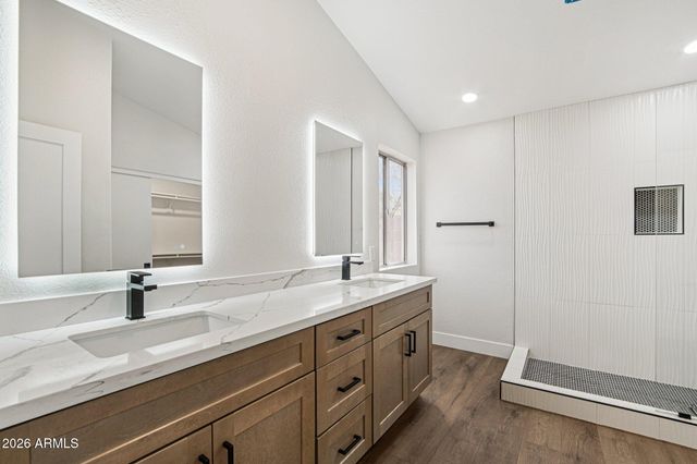 1121 N JACKSON Street, Chandler, AZ 85225