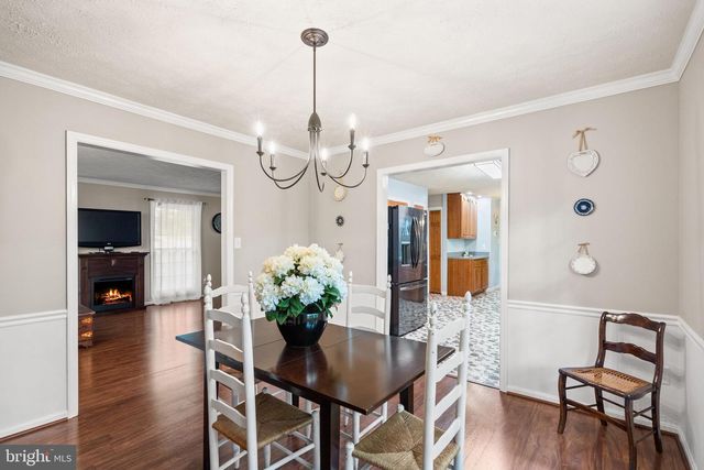 11913 FALLING CREEK DR, Manassas, VA 20112
