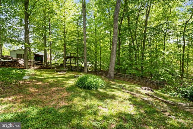 11913 FALLING CREEK DR, Manassas, VA 20112