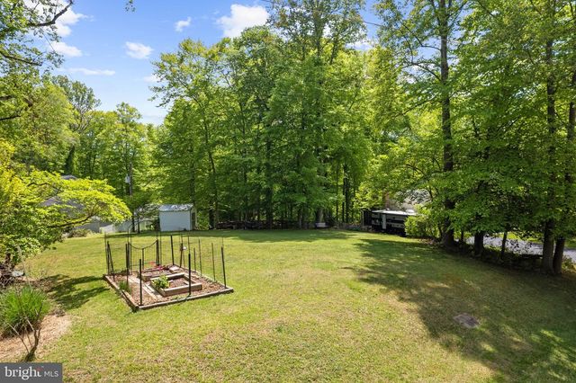 11913 FALLING CREEK DR, Manassas, VA 20112