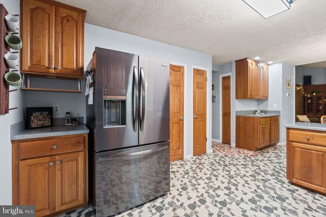 11913 FALLING CREEK DR, Manassas, VA 20112