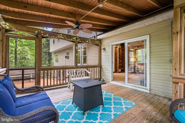 11913 FALLING CREEK DR, Manassas, VA 20112