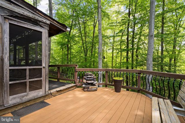 11913 FALLING CREEK DR, Manassas, VA 20112