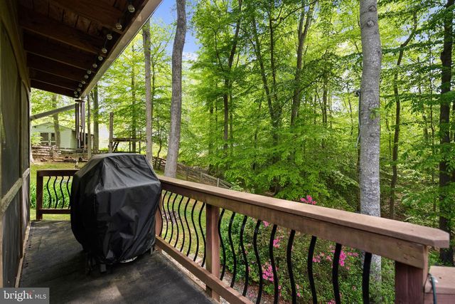 11913 FALLING CREEK DR, Manassas, VA 20112