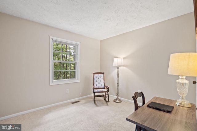 11913 FALLING CREEK DR, Manassas, VA 20112