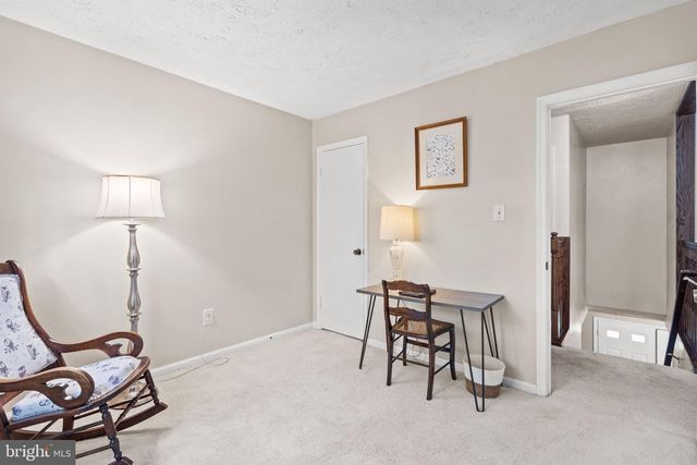 11913 FALLING CREEK DR, Manassas, VA 20112